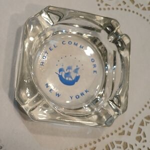 🔸️Hotel Commodore New York Glass Ashtray
